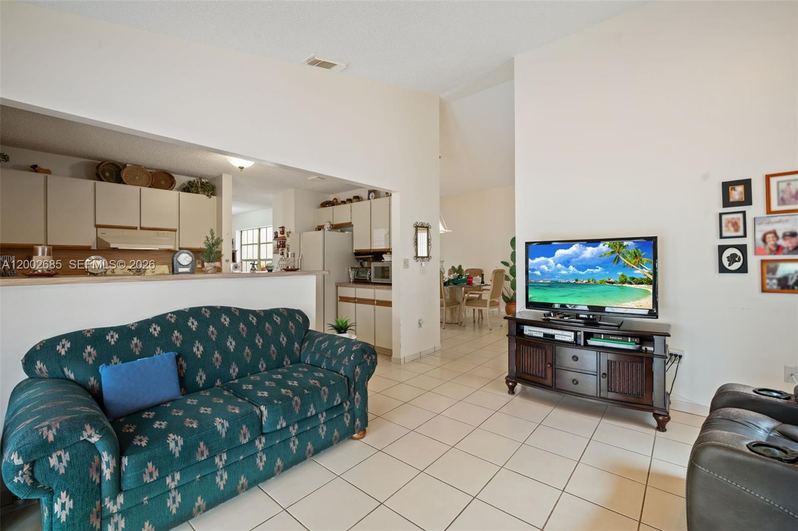 13440 SW 28th St, Miami FL 33175 photo 5