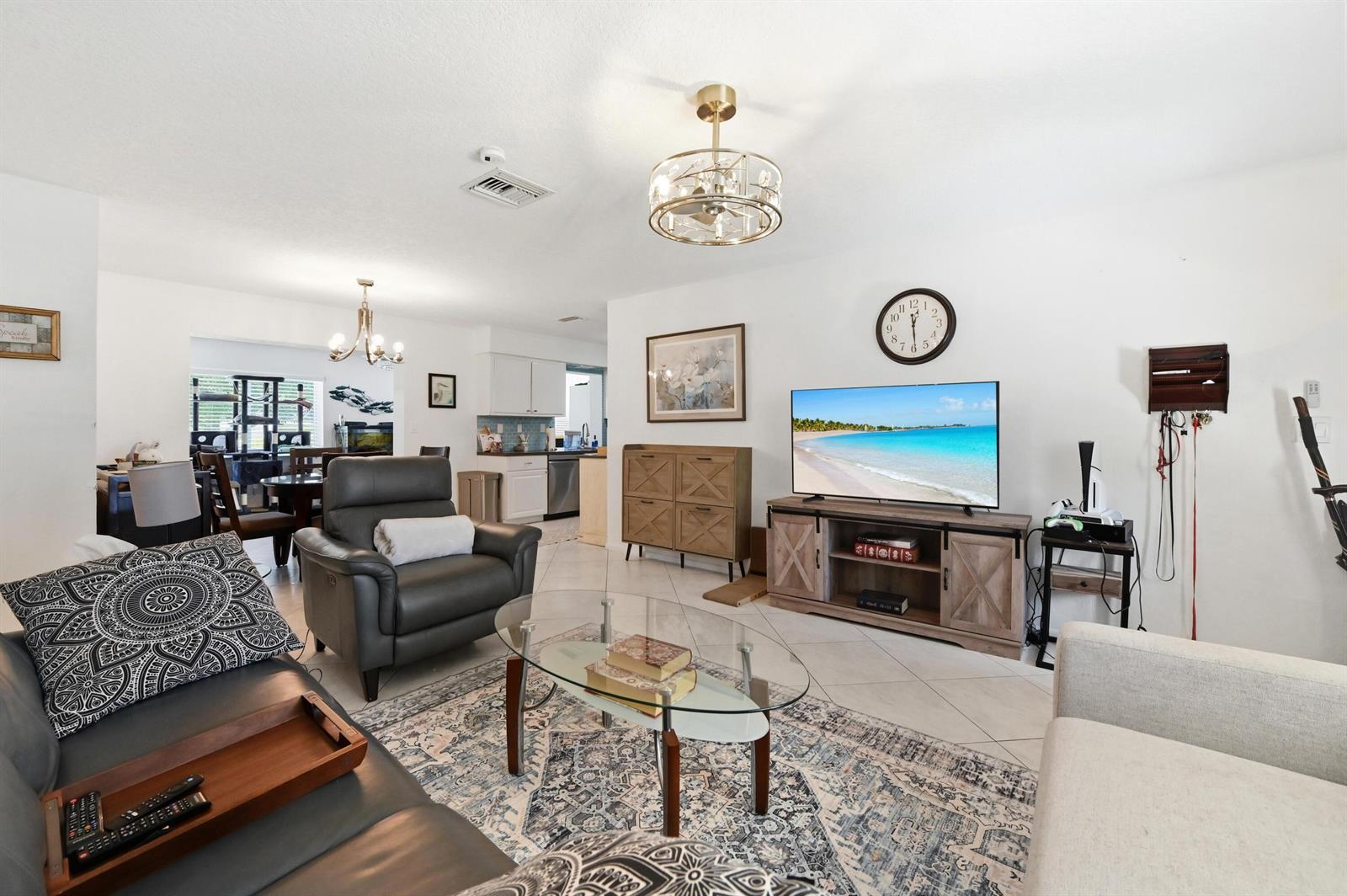 7207 NW 92nd Avenue, Tamarac FL 33321 photo 3