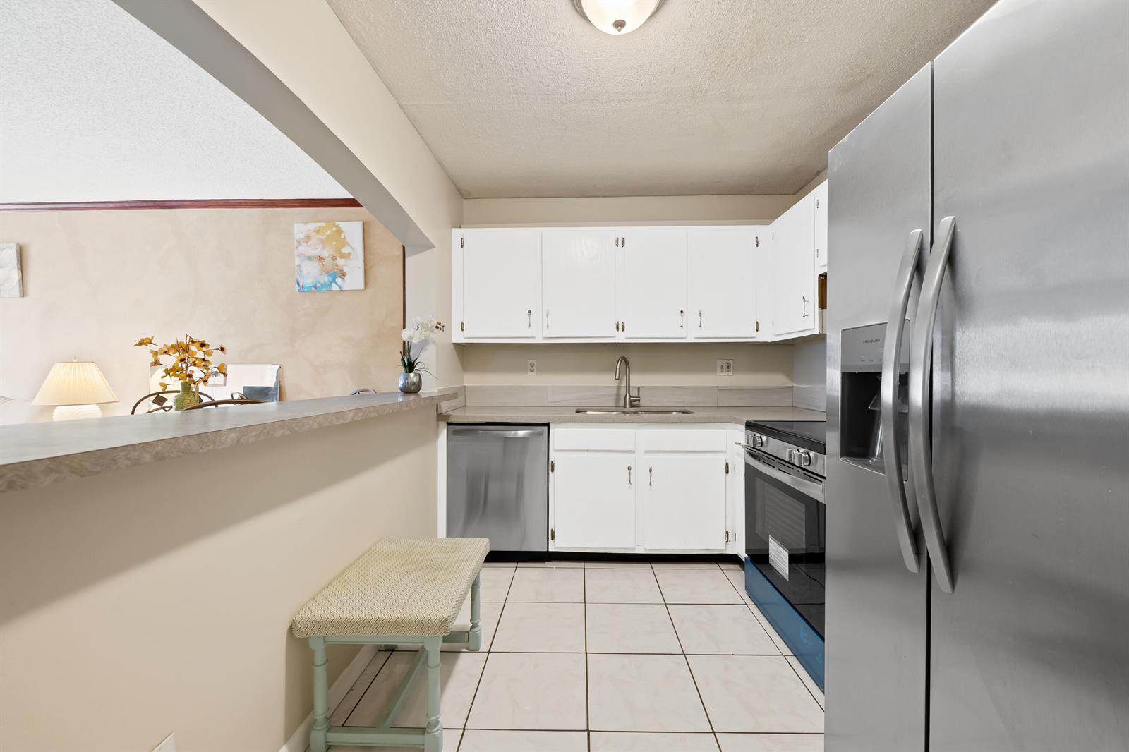 4278 NW 89th Avenue # 204, Coral Springs FL 33065 photo 2