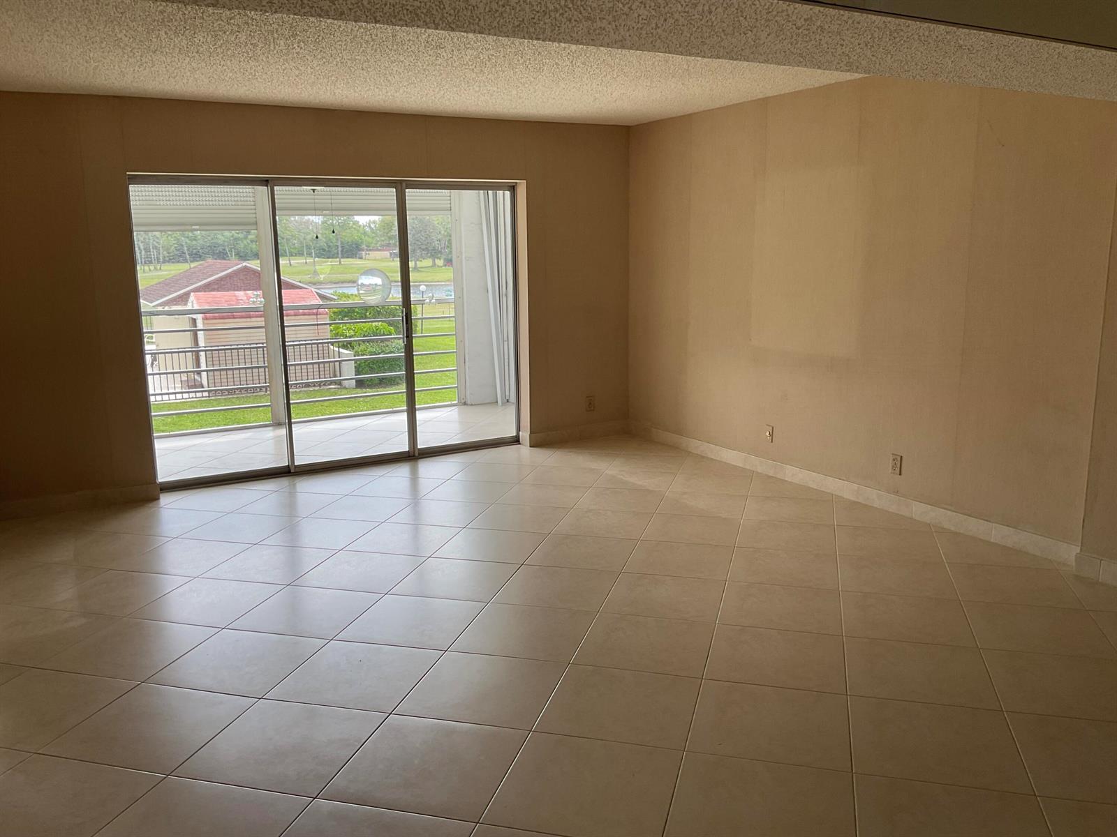 6768 N 10th Ave N # 209, Lake Worth FL 33467 photo 5