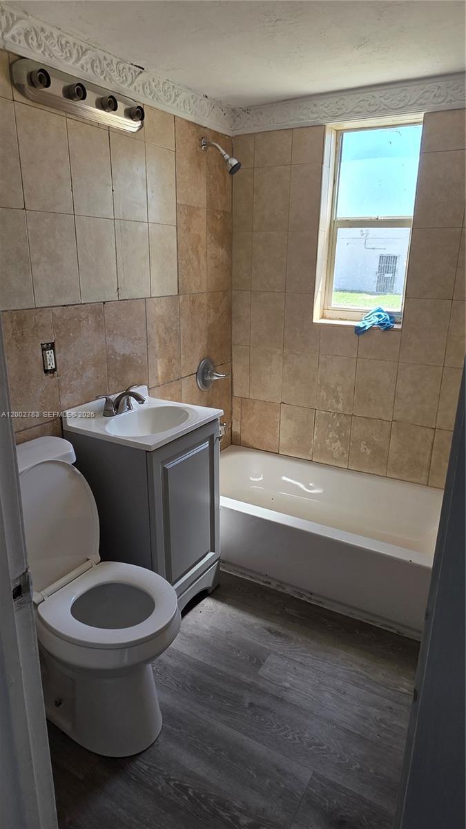 7001 NW 15th Ave # 10, Miami FL 33147