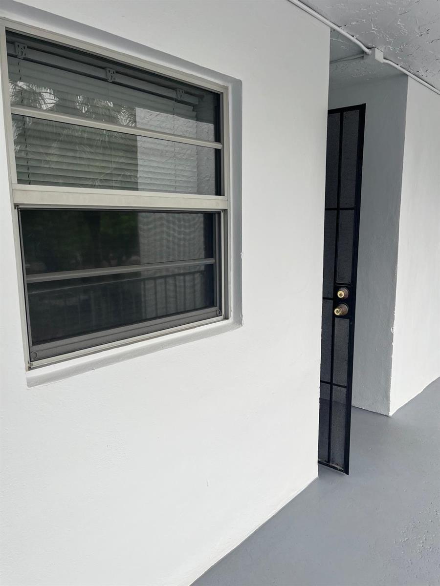 9441 Live Oak Place # 307, Davie FL 33324