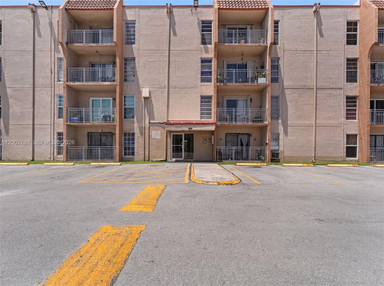 4713 NW 7th St # 1, Miami FL 33126 photo 3