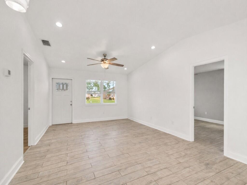 980 SW Connecticut Terrace, Port St. Lucie FL 34953 photo 4