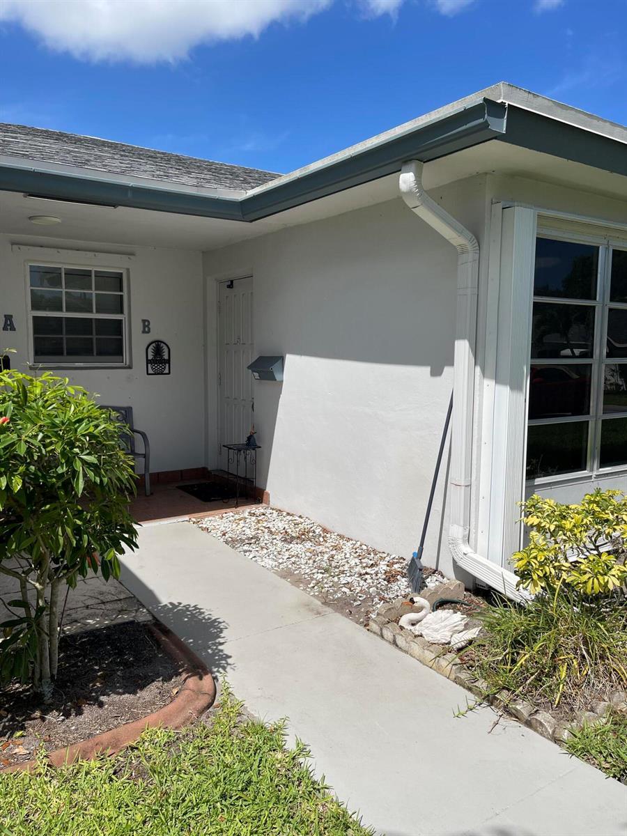 1137 South Drive # B, Delray Beach FL 33445 photo 4