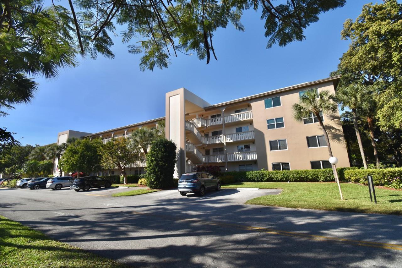 4301 Martinique Circle # K1, Coconut Creek FL 33066 photo 3