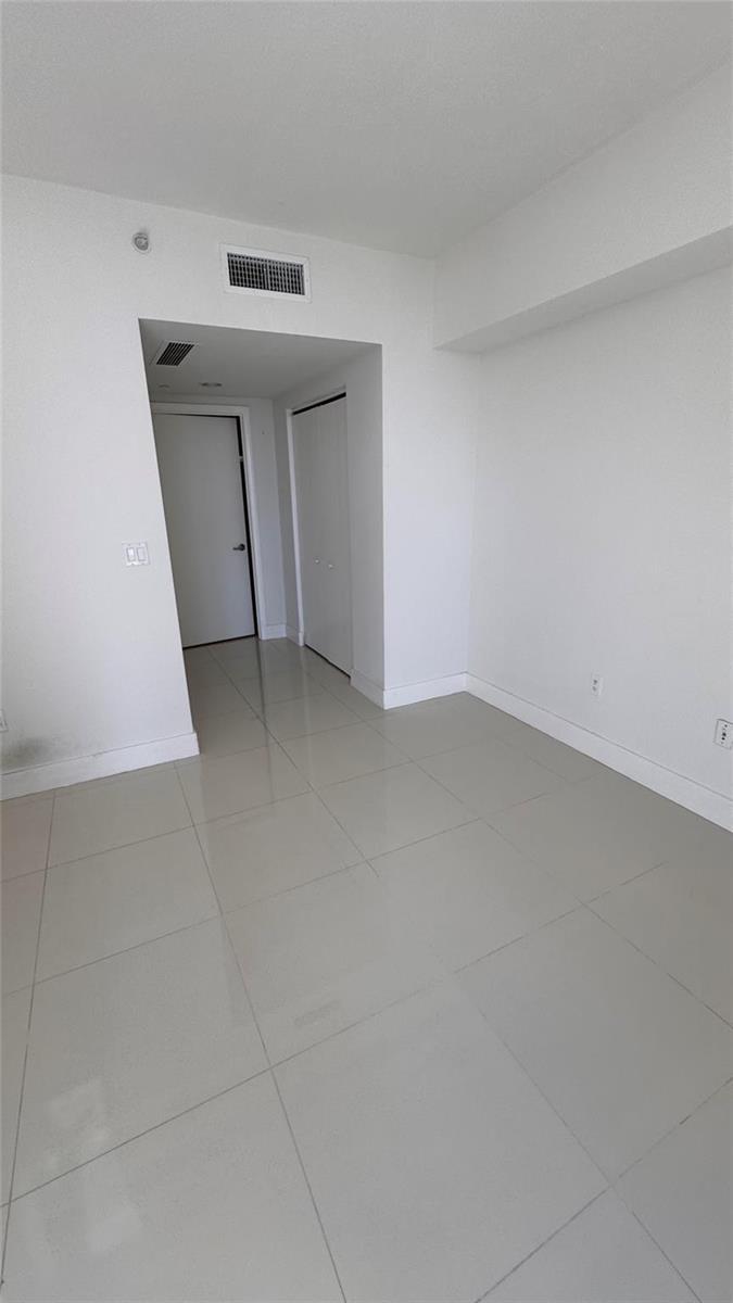 475 Brickell Avenue # 4913, Miami FL 33131 photo 5