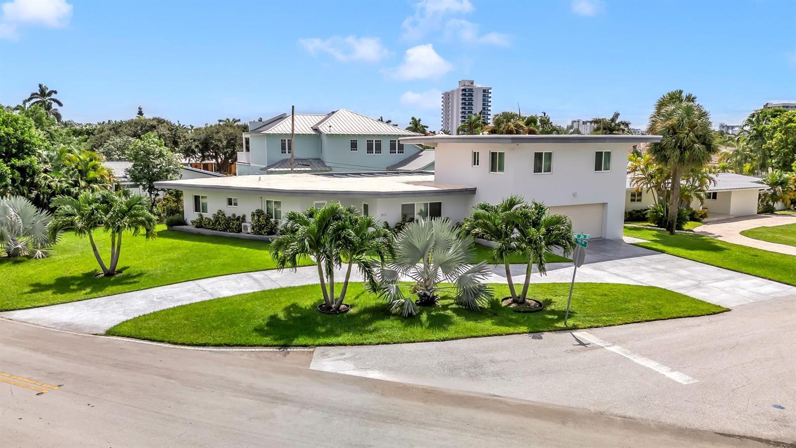 2812 NE 27th Street, Lighthouse Point FL 33064 photo 3