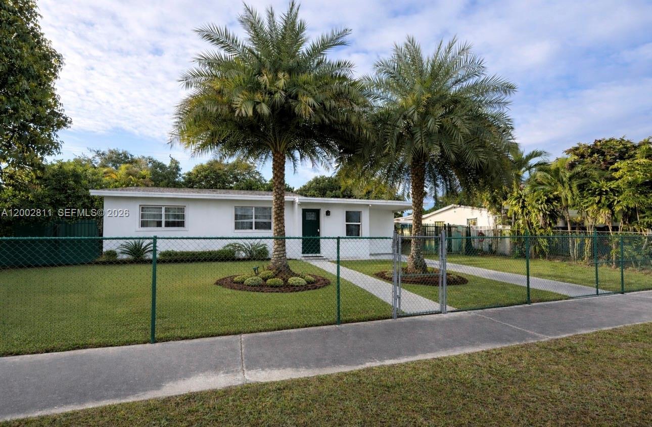 11820 SW 188th St, Miami FL 33177