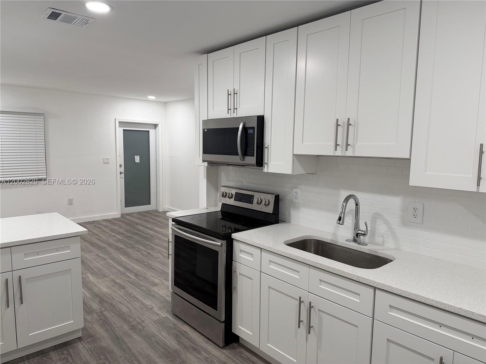 598 NW 53rd St, Miami FL 33127 photo 3