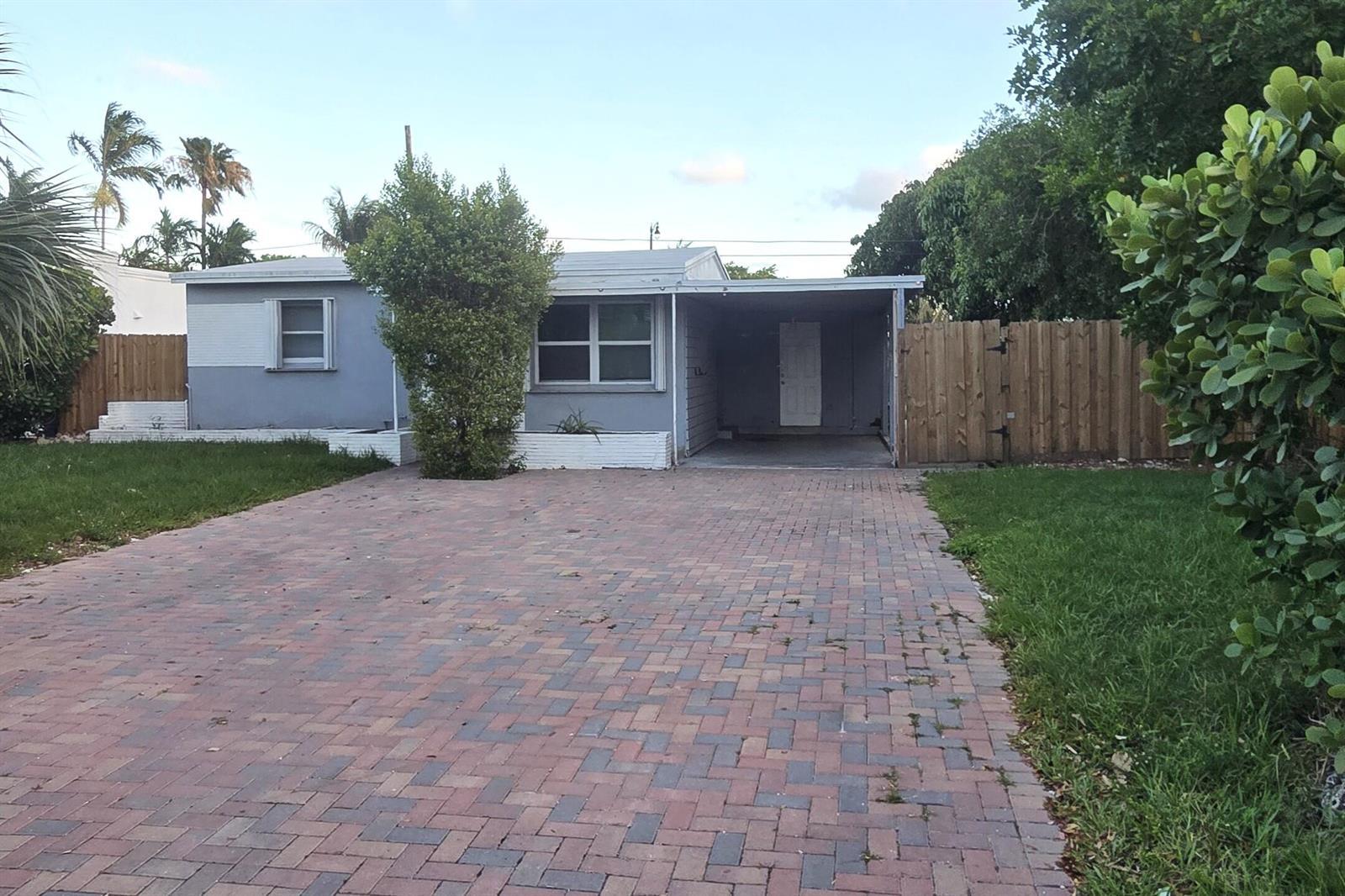 1512 NE 28th Street, Pompano Beach FL 33064