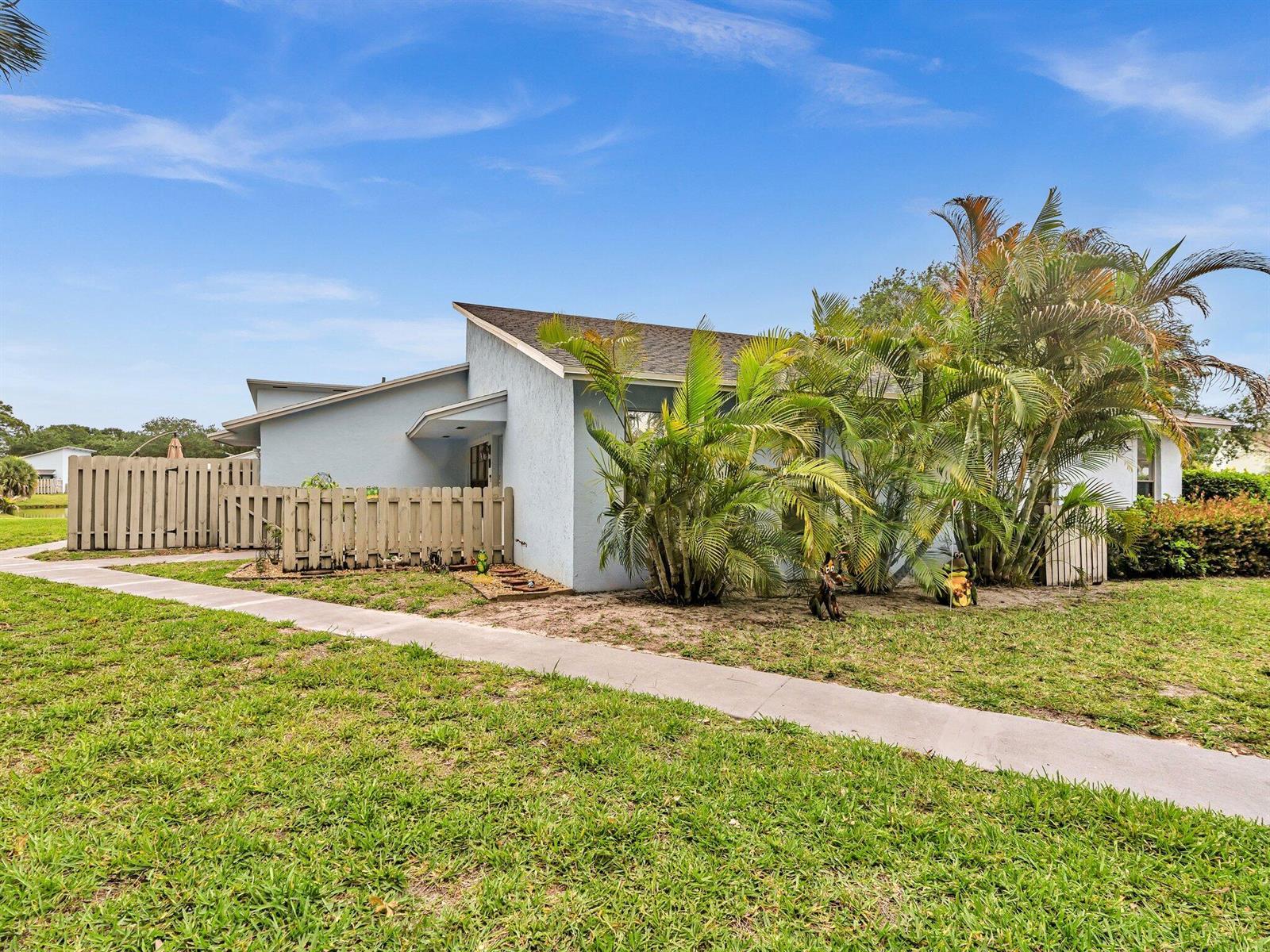 431 Jupiter Lakes Boulevard # 2124d, Jupiter FL 33458 photo 2