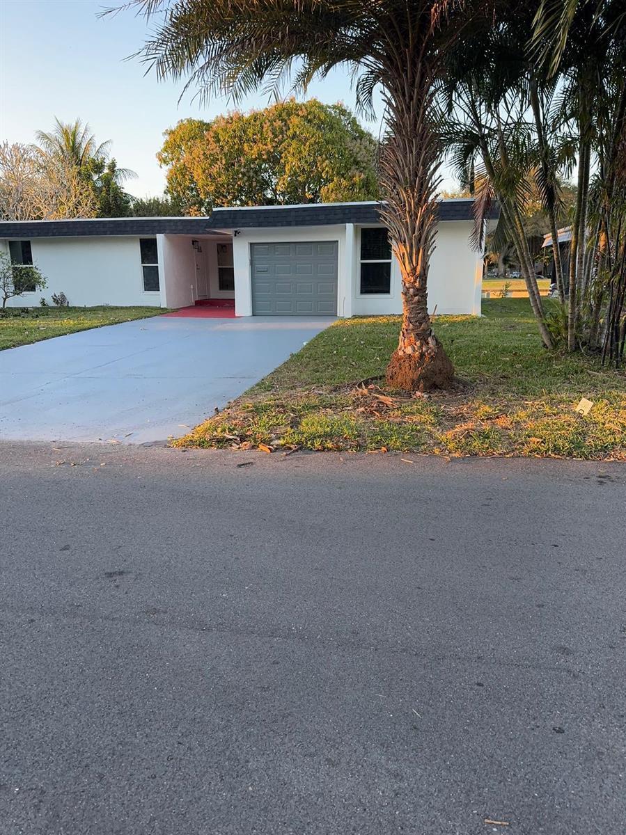 7007 NW 64th Street, Tamarac FL 33321 photo 2