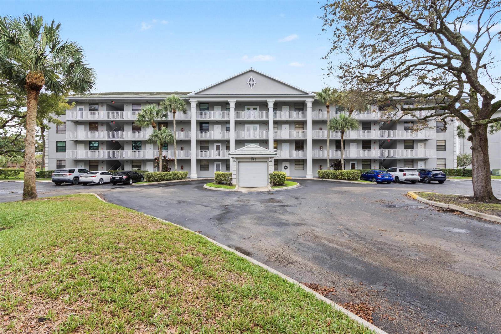 1518 Whitehall Drive # 204, Davie FL 33324 photo 2