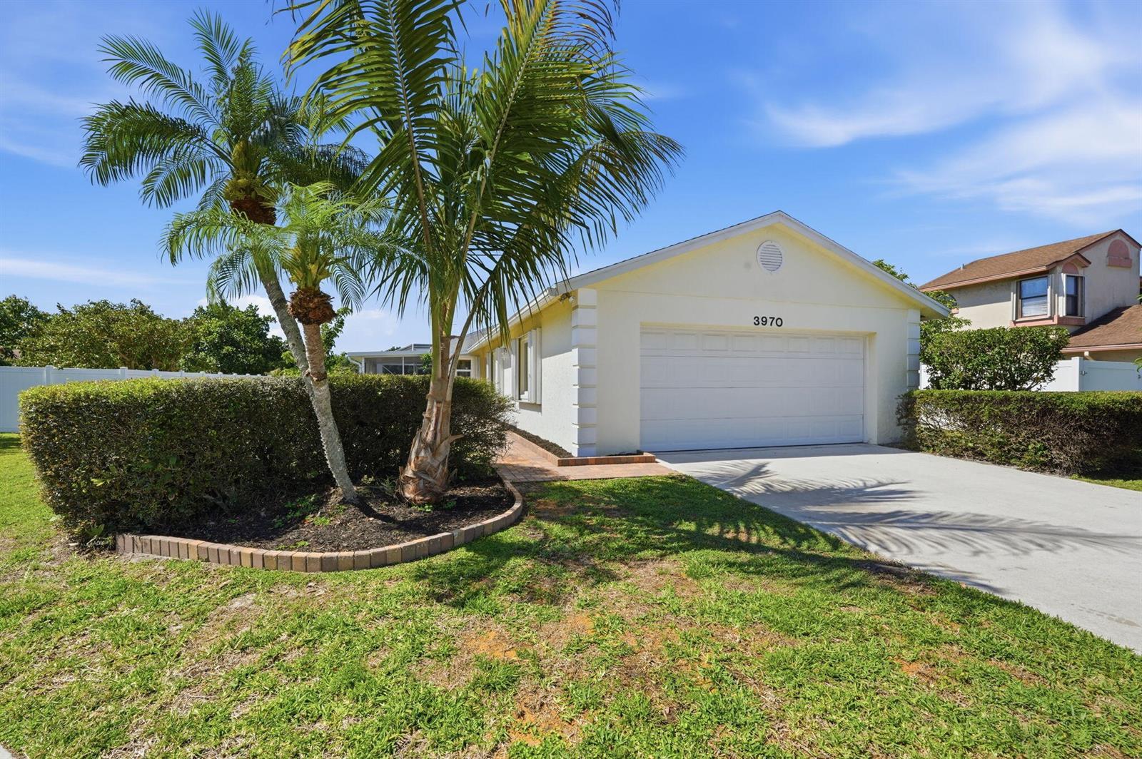 3970 Classic Court, West Palm Beach FL 33417 photo 3
