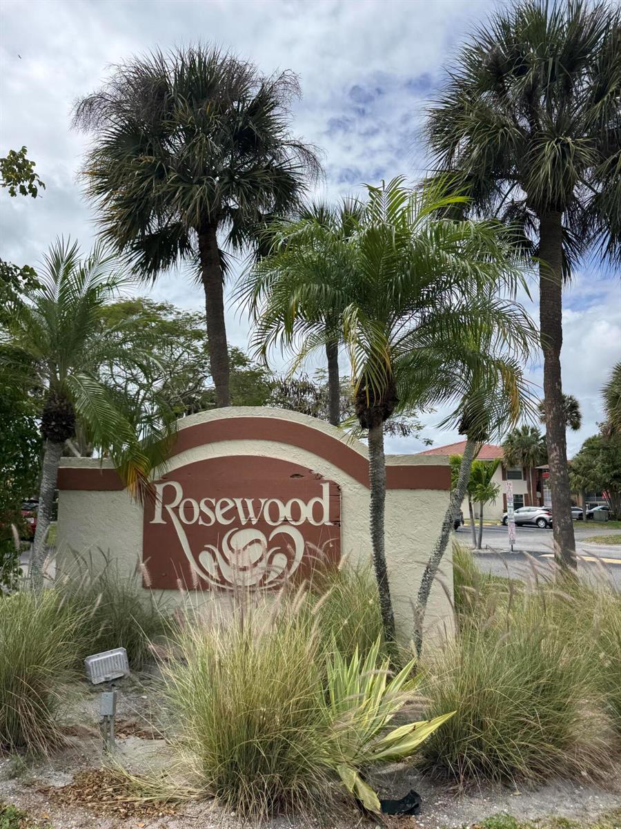 9921 Three Lakes Circle # 9921, Boca Raton FL 33428