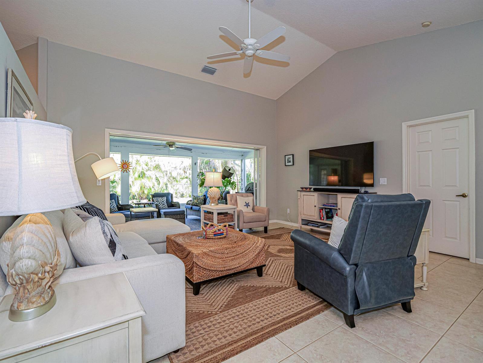 735 23rd Avenue, Vero Beach FL 32962 photo 5