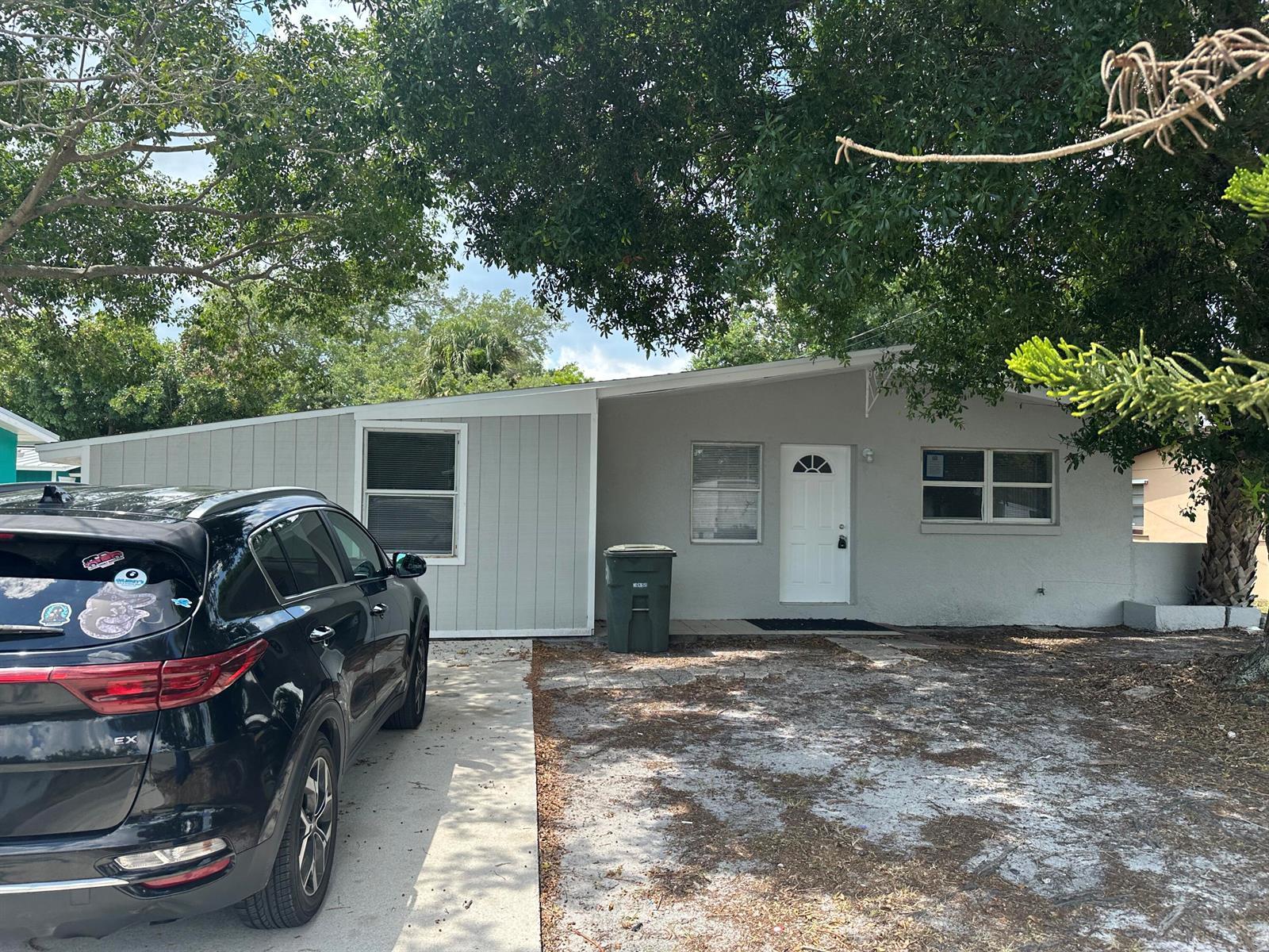 115 Maple Avenue, Fort Pierce FL 34982 photo 2