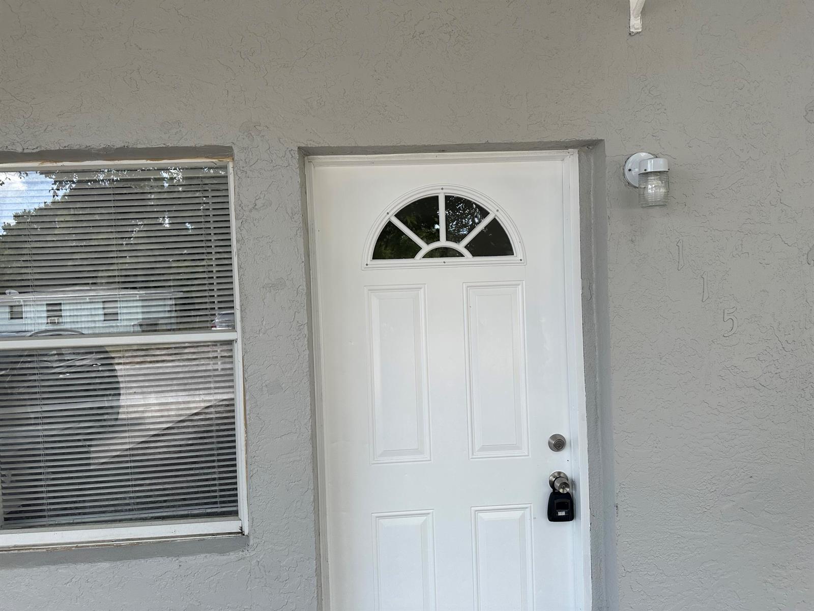 115 Maple Avenue, Fort Pierce FL 34982 photo 4