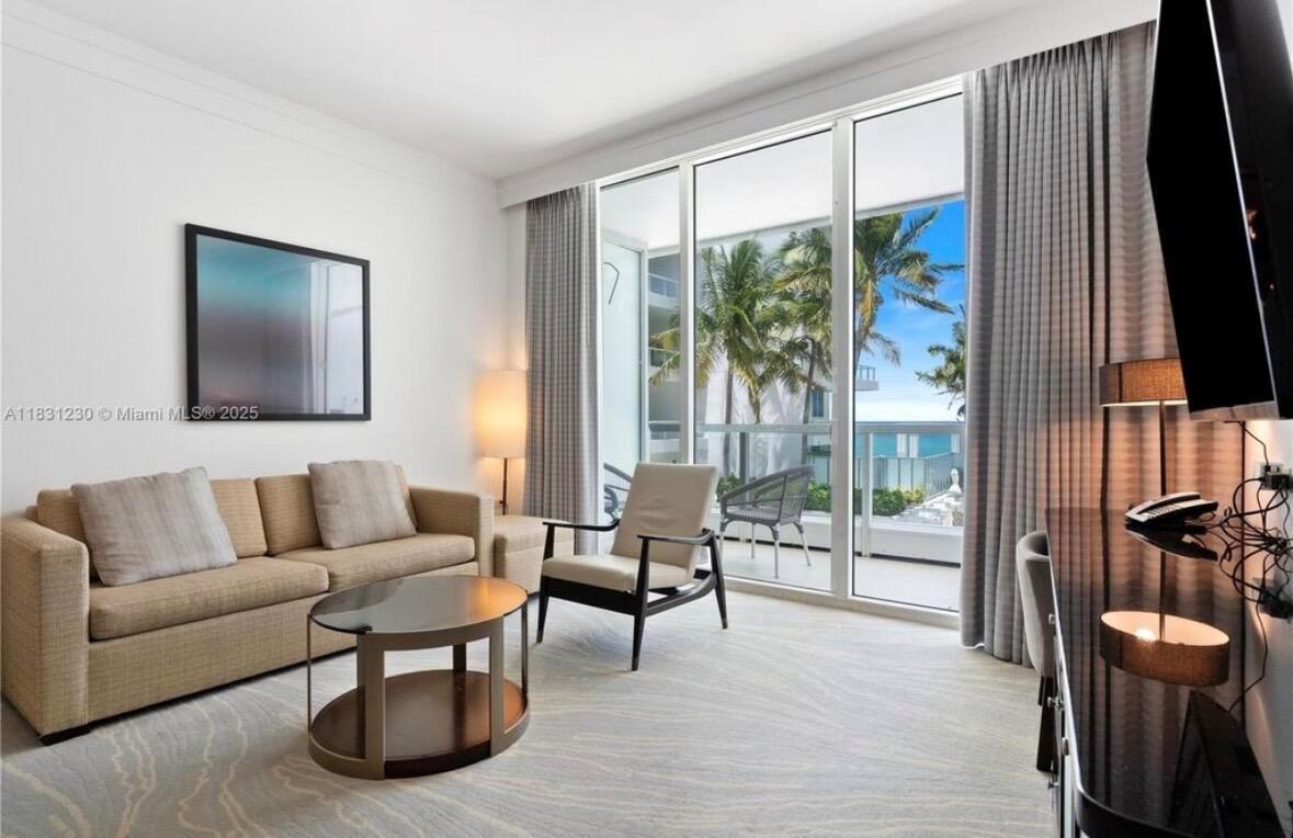 4391 Collins Avenue Unit 623, Miami Beach FL 33140 photo 2