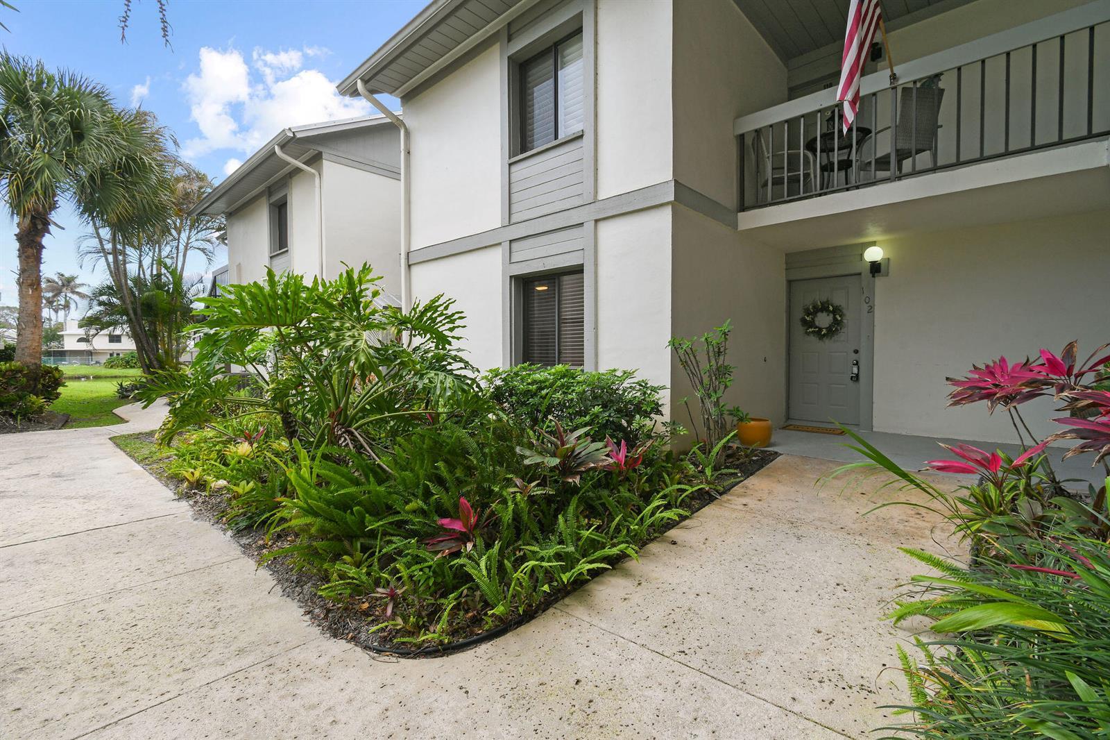 2233 NW 22nd Avenue # 102, Stuart FL 34994 photo 2