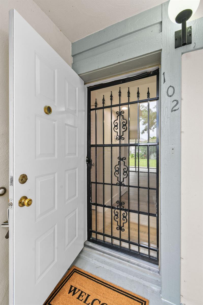 2233 NW 22nd Avenue # 102, Stuart FL 34994 photo 4