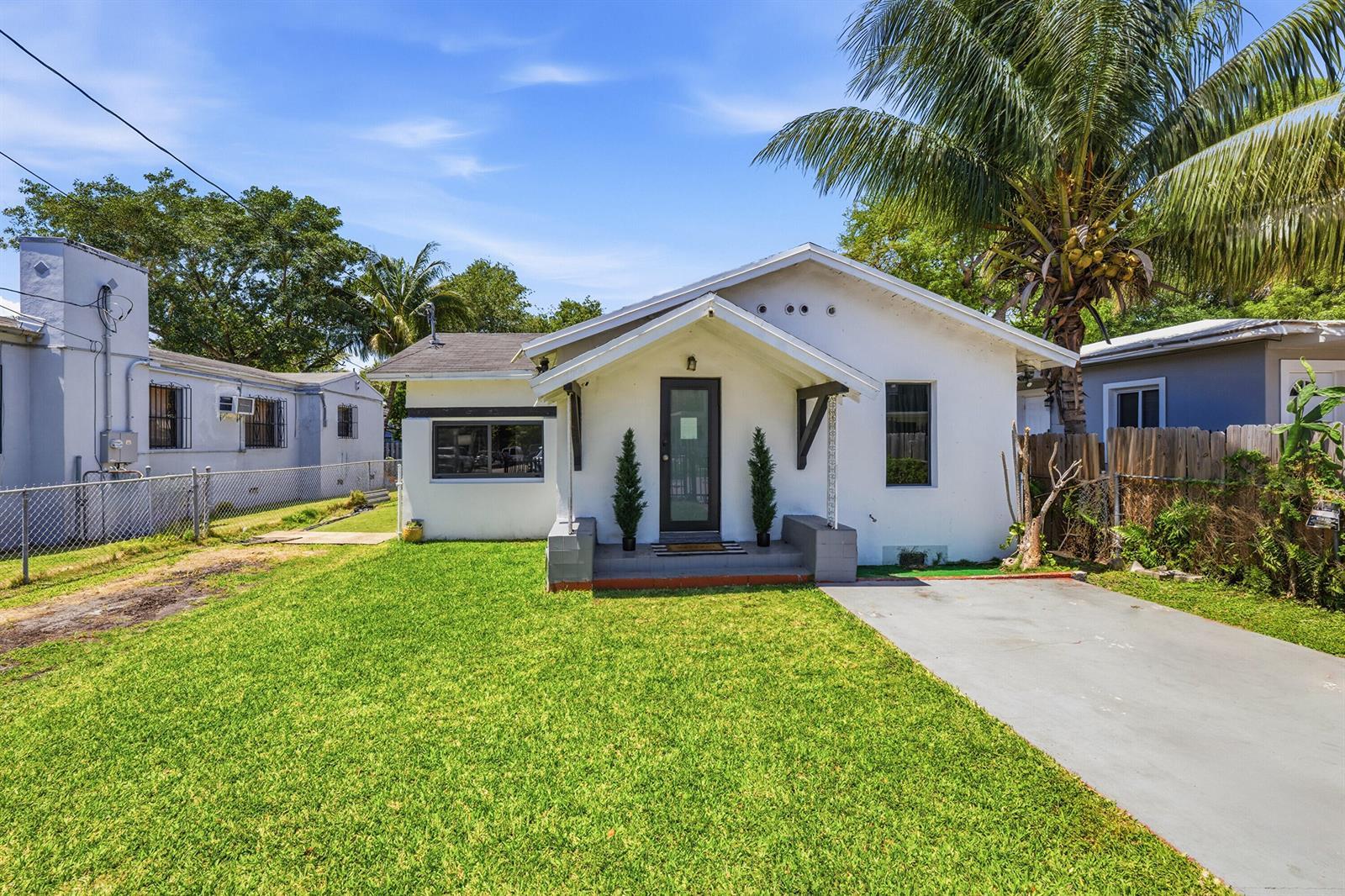 7700 NE 1st Court, Miami FL 33138 photo 3