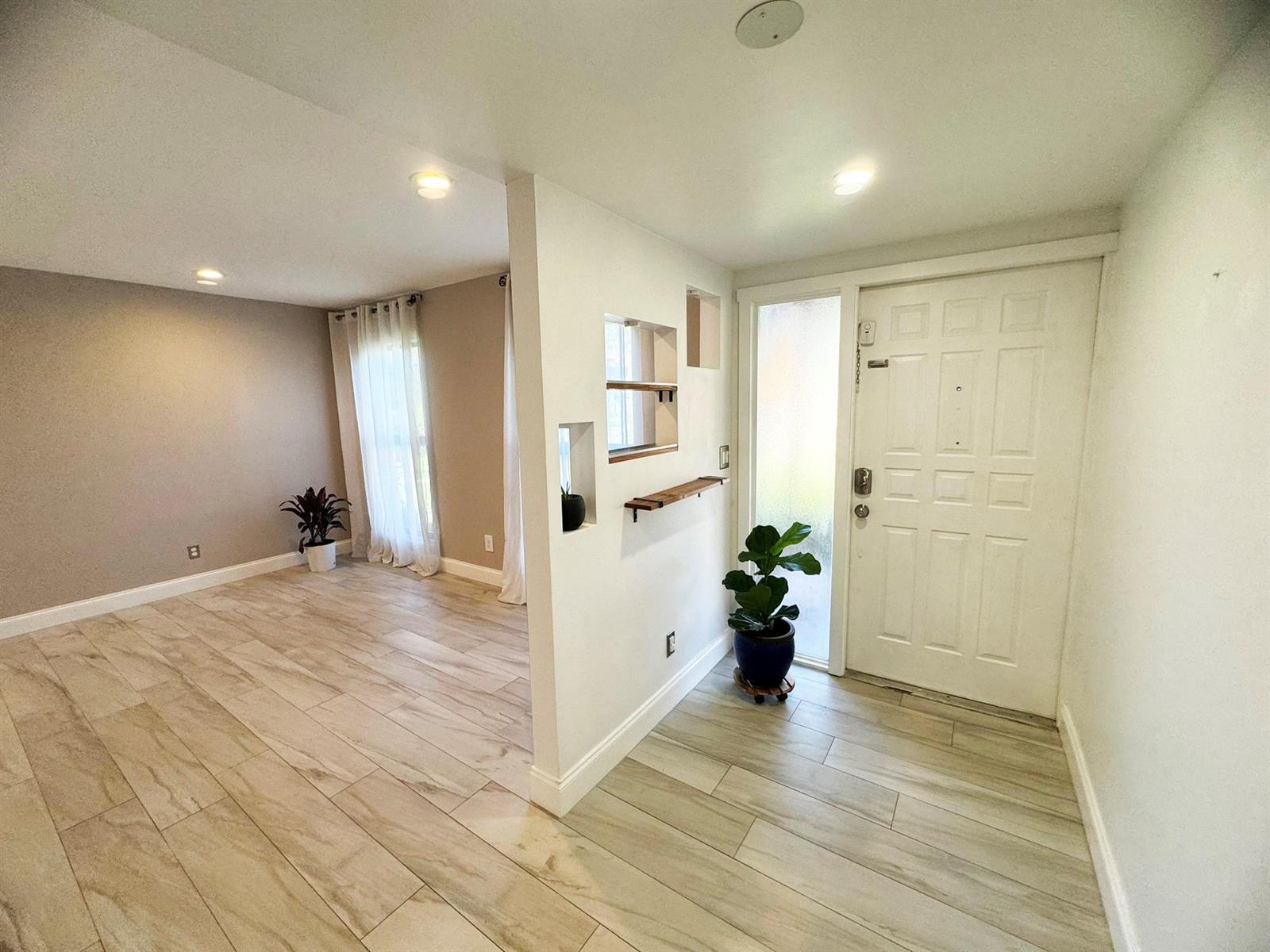 321 Sandtree Drive, Palm Beach Gardens FL 33403 photo 3