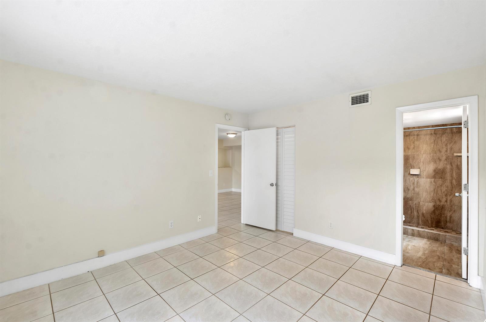 10710 Royal Palm Boulevard # 2, Coral Springs FL 33065 photo 2