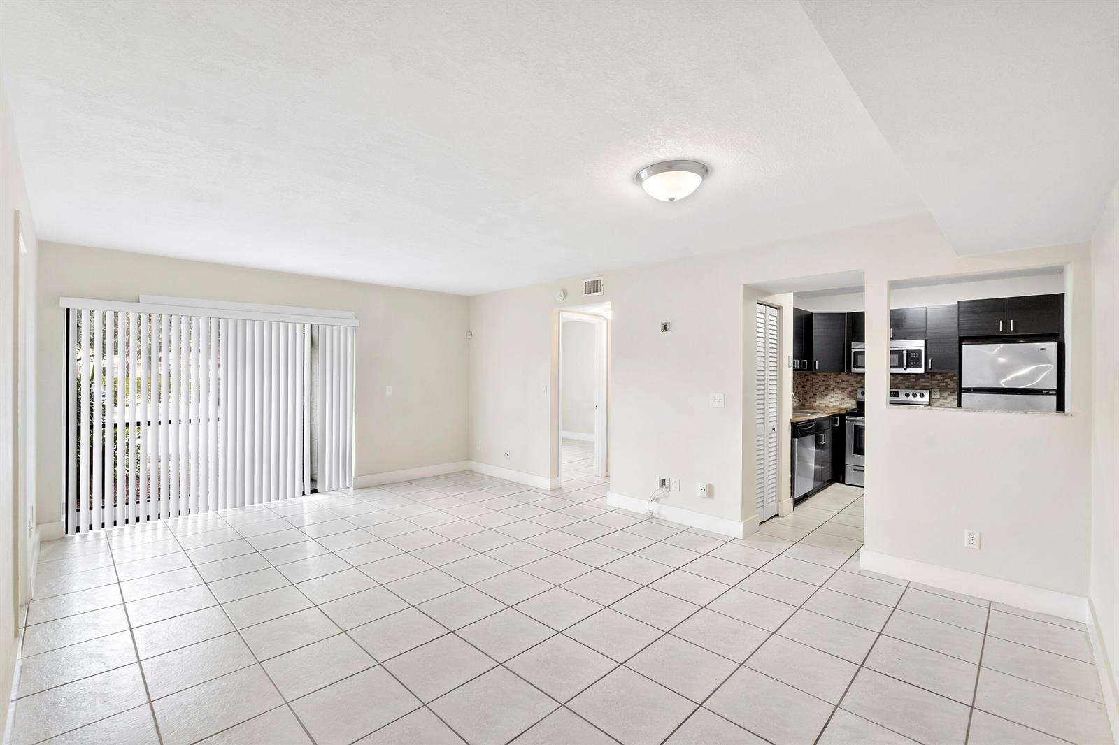 10710 Royal Palm Boulevard # 2, Coral Springs FL 33065 photo 3