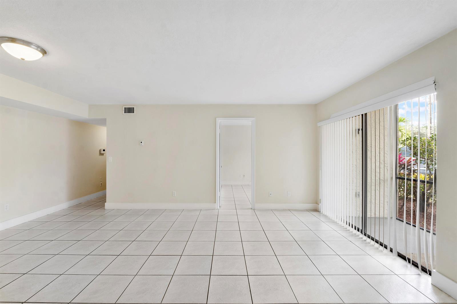 10710 Royal Palm Boulevard # 2, Coral Springs FL 33065 photo 4
