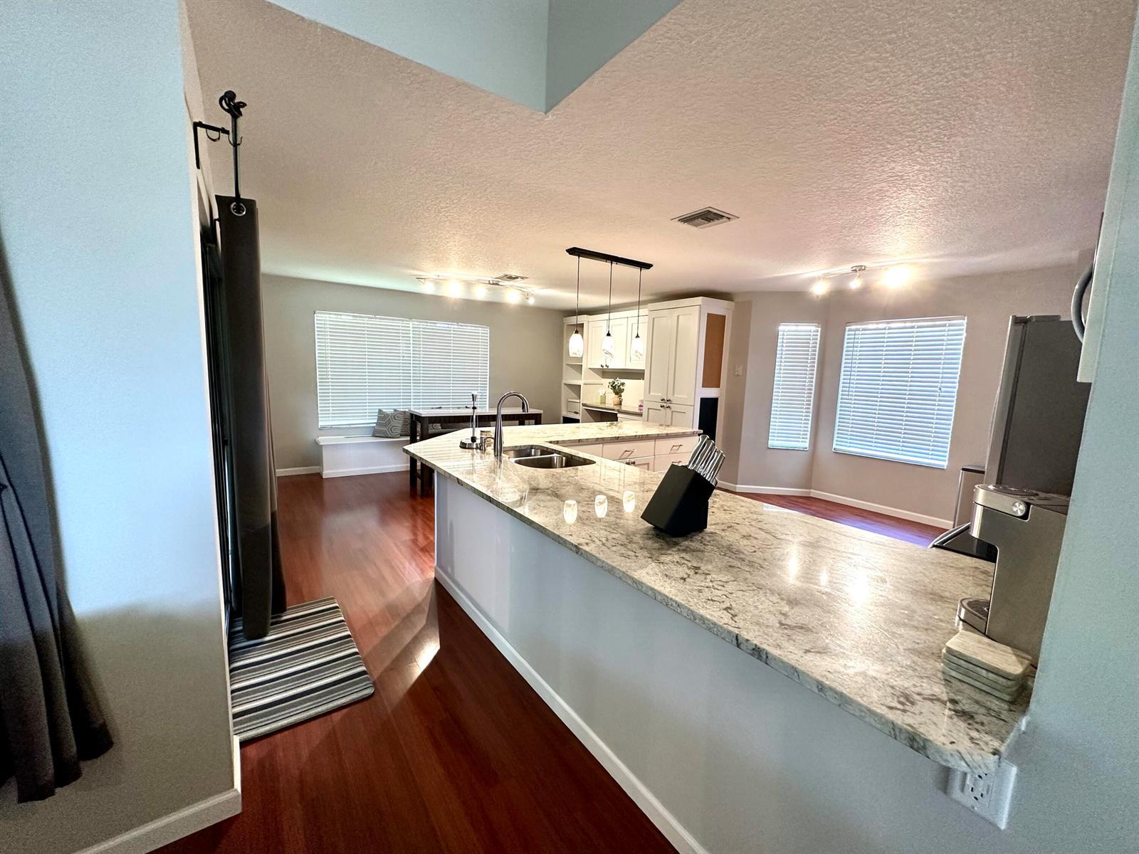 1000 Lake Breeze Drive, Wellington FL 33414 photo 3