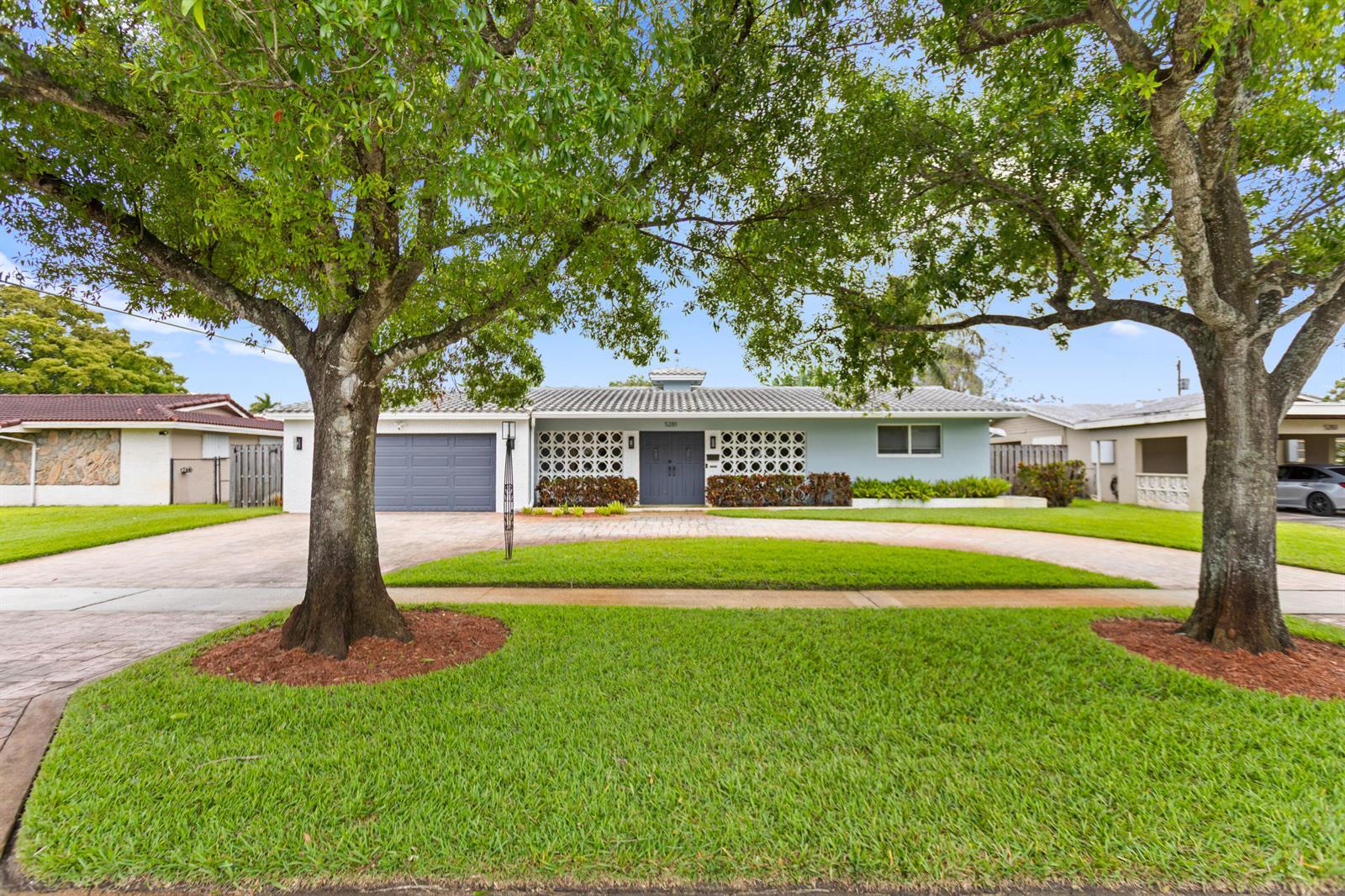 5281 SW 4th Court, Plantation FL 33317