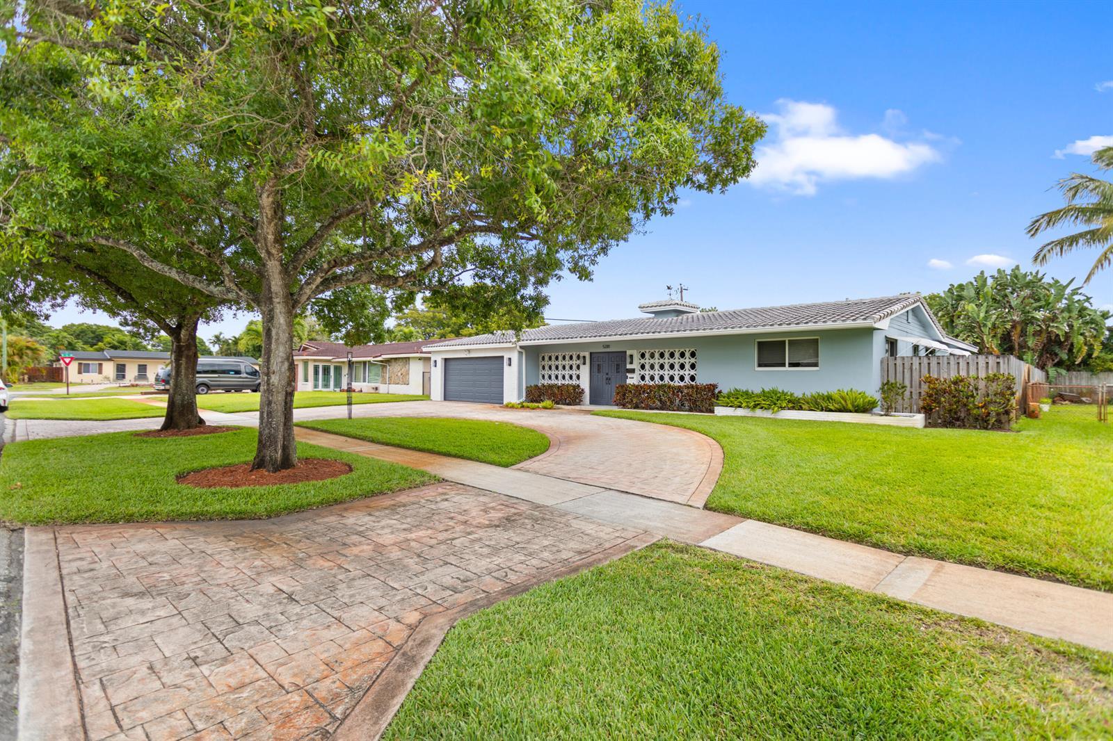 5281 SW 4th Court, Plantation FL 33317 photo 4