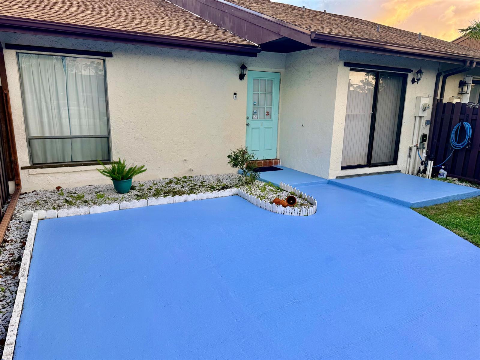 5624 Biscayne Drive, FL 33463 photo 4