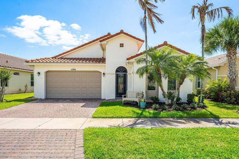 11784 SW Mountain Ash Circle SW, Port St. Lucie FL 34987 photo 2