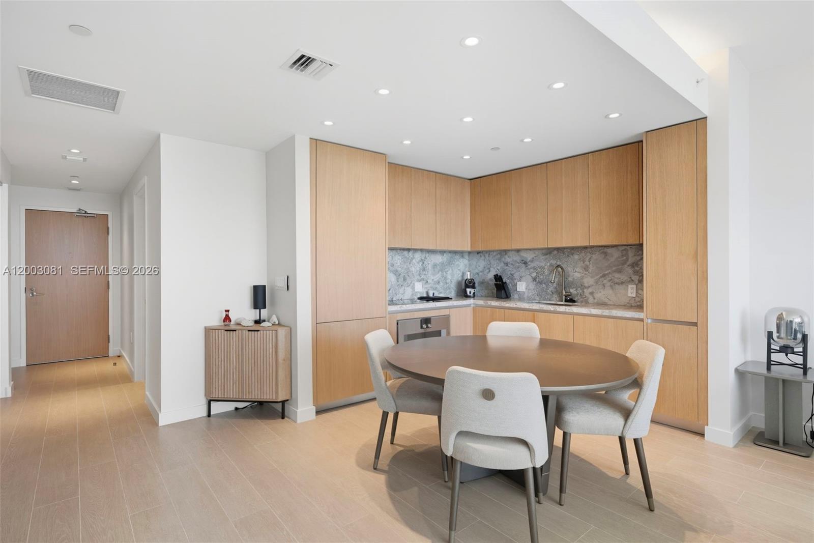 500 Alton Rd # 808, Miami Beach FL 33139 photo 2