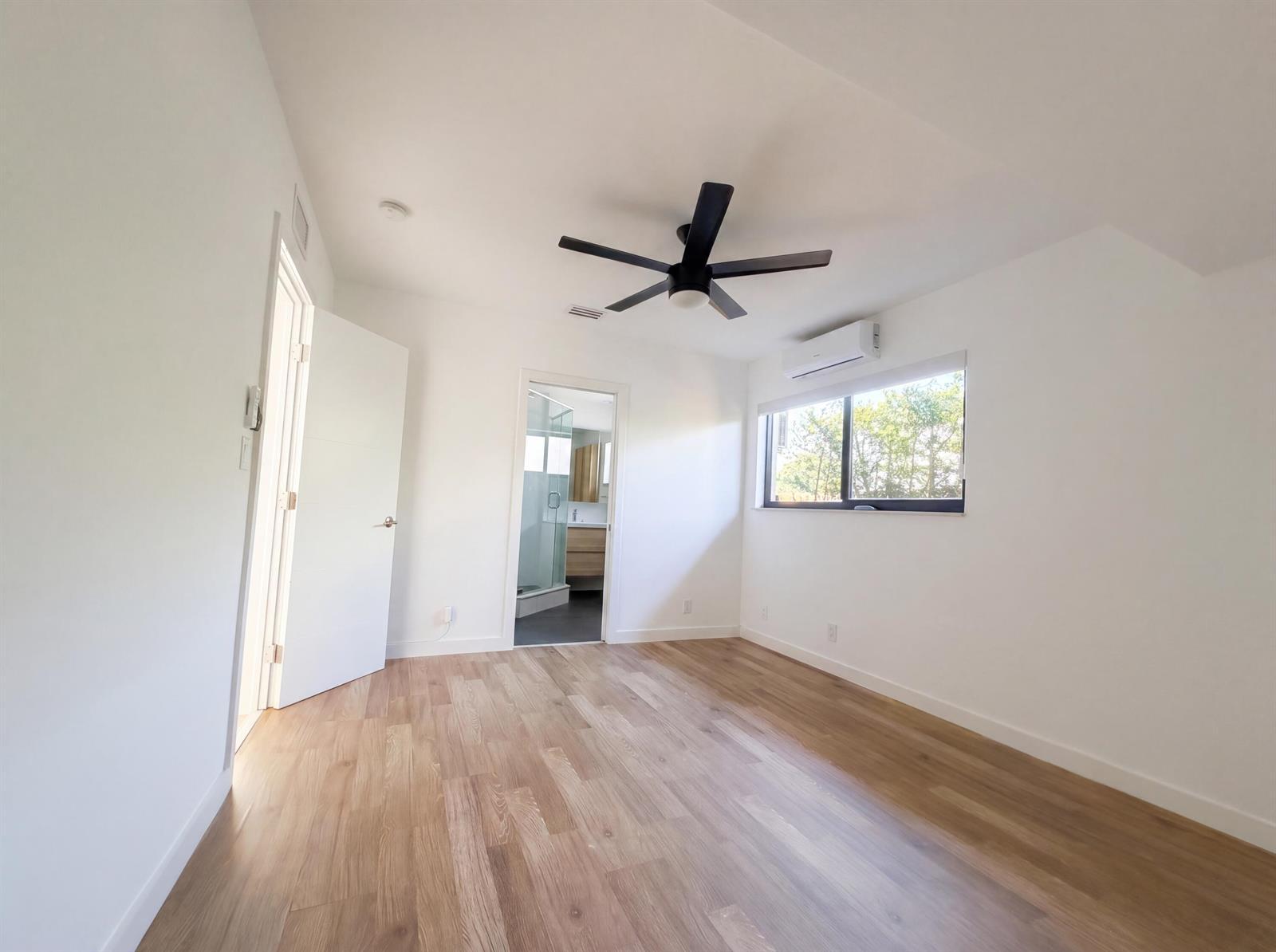 1717 NE 20th Avenue, Fort Lauderdale FL 33305 photo 4