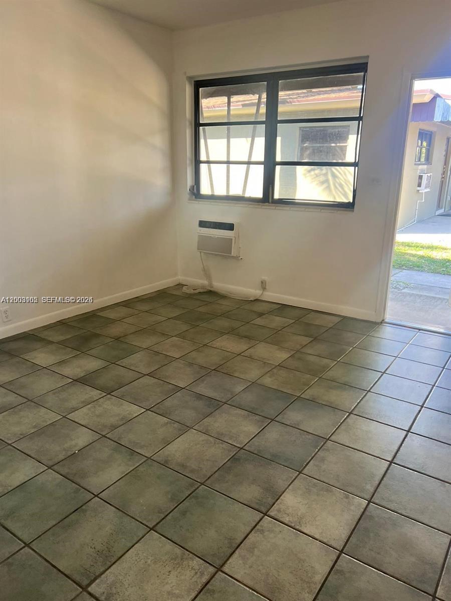 12605 NE 13th Ave # 6, North Miami FL 33161 photo 3
