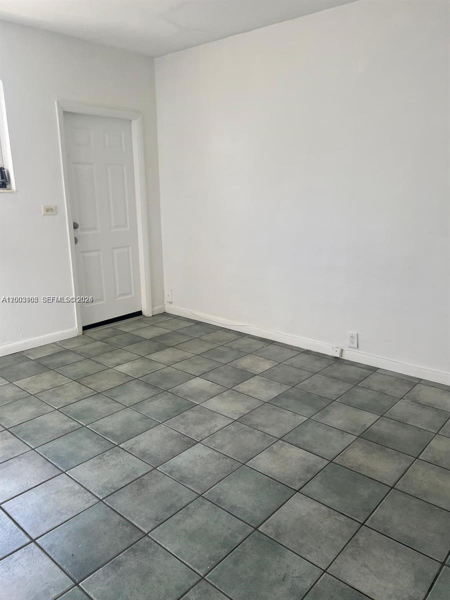 12605 NE 13th Ave # 6, North Miami FL 33161 photo 4