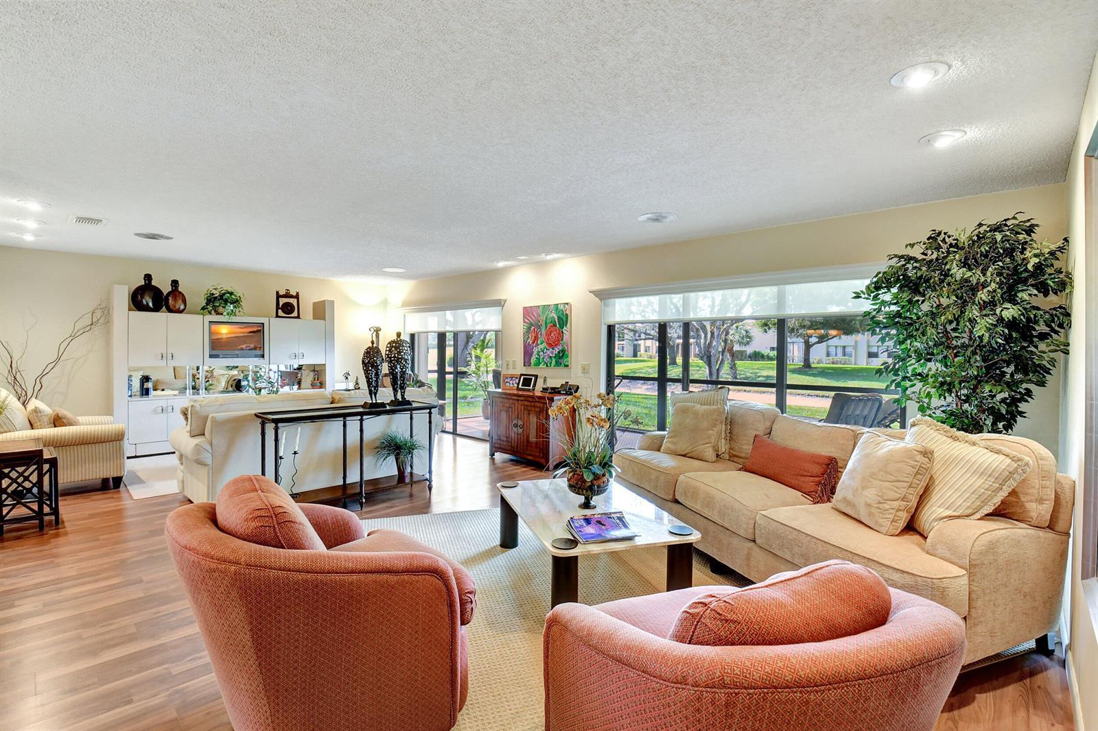 15 Stratford Drive # A, Boynton Beach FL 33436