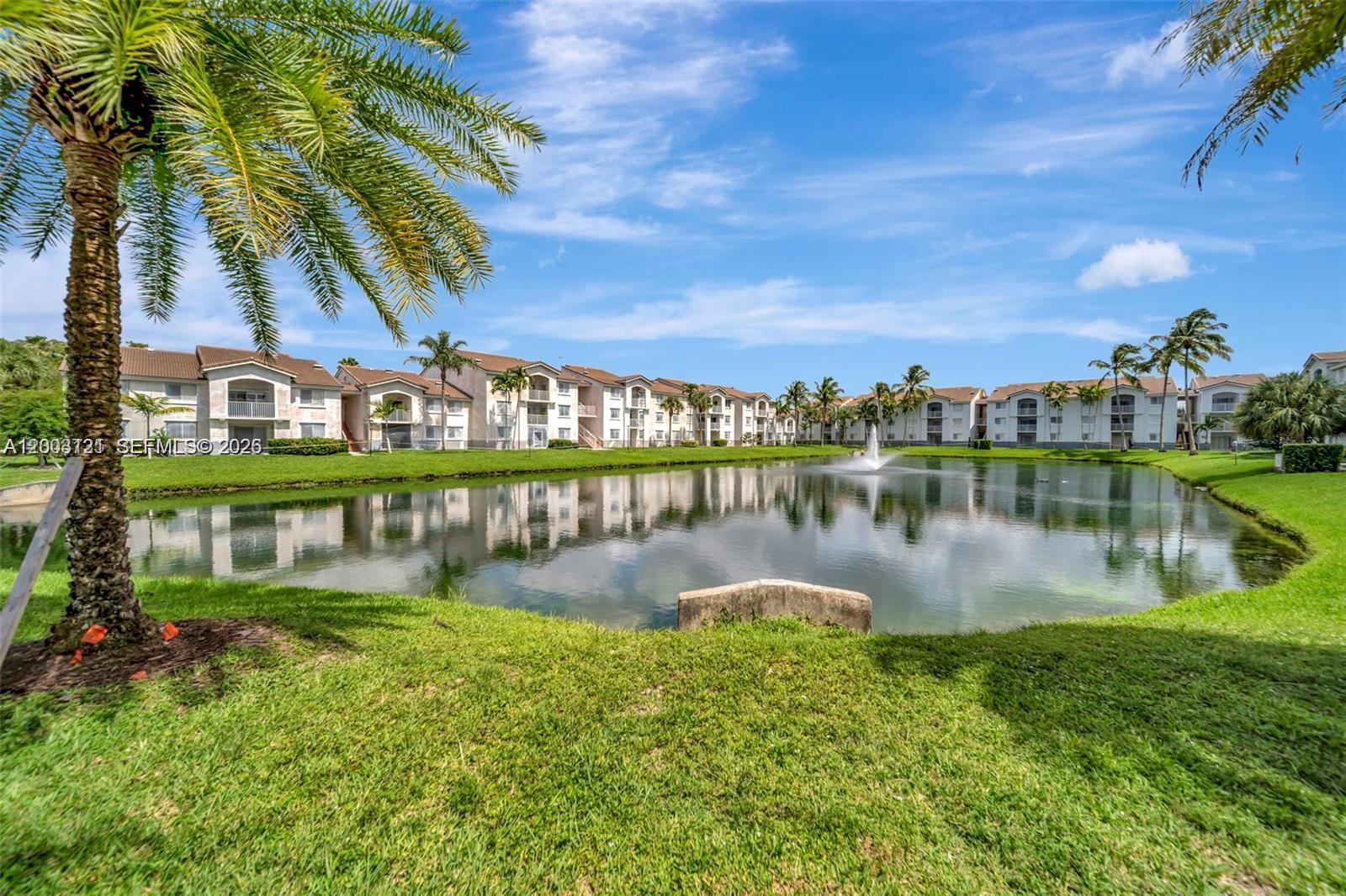 2620 S University Dr # 109, Davie FL 33328