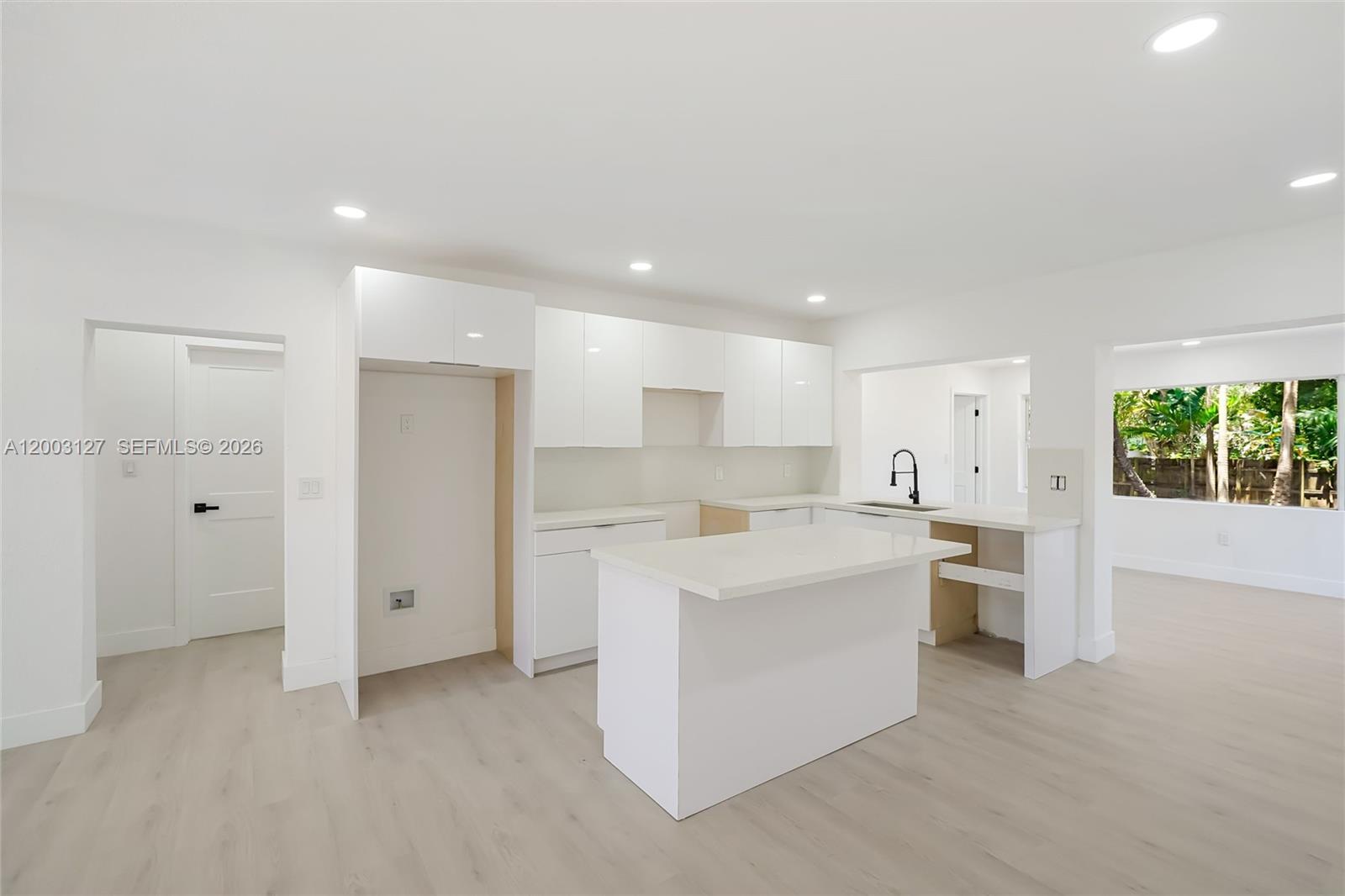 1315 NE 130th St, North Miami FL 33161 photo 3