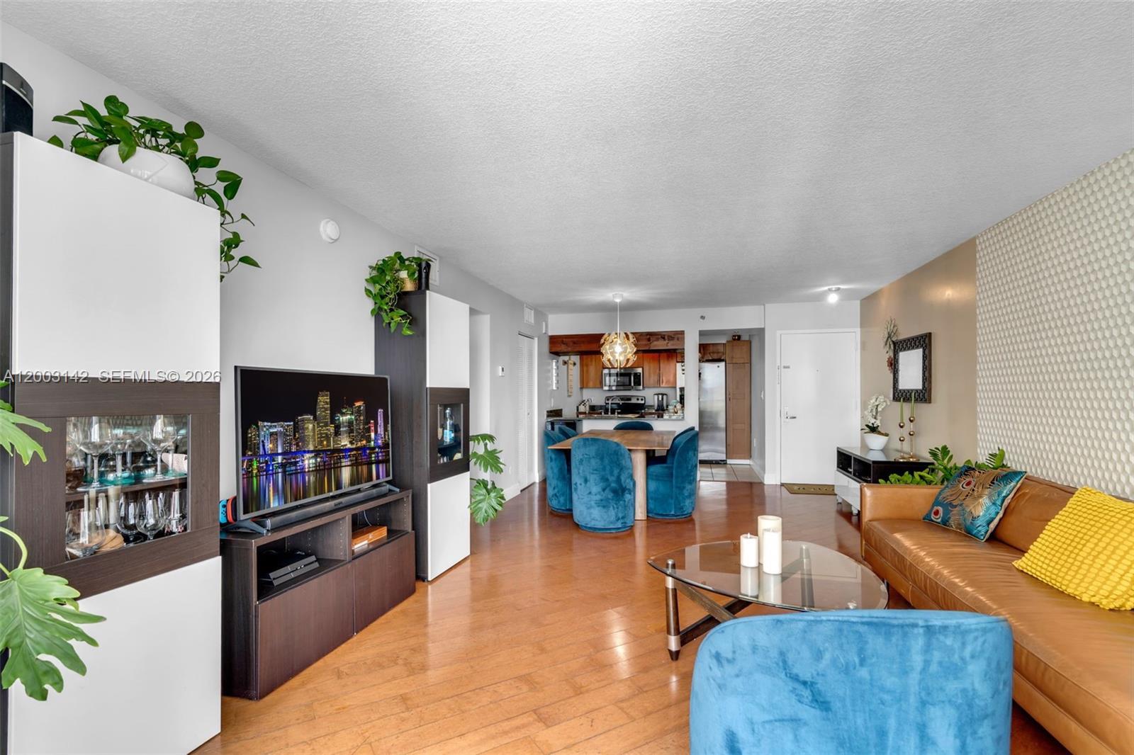 1200 Brickell Bay Dr # 1924, Miami FL 33131 photo 4