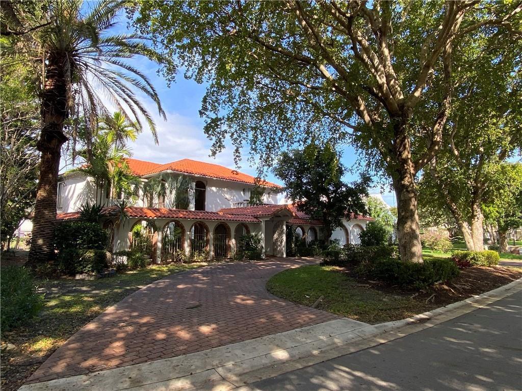 71 Bay Colony Drive, Fort Lauderdale FL 33308
