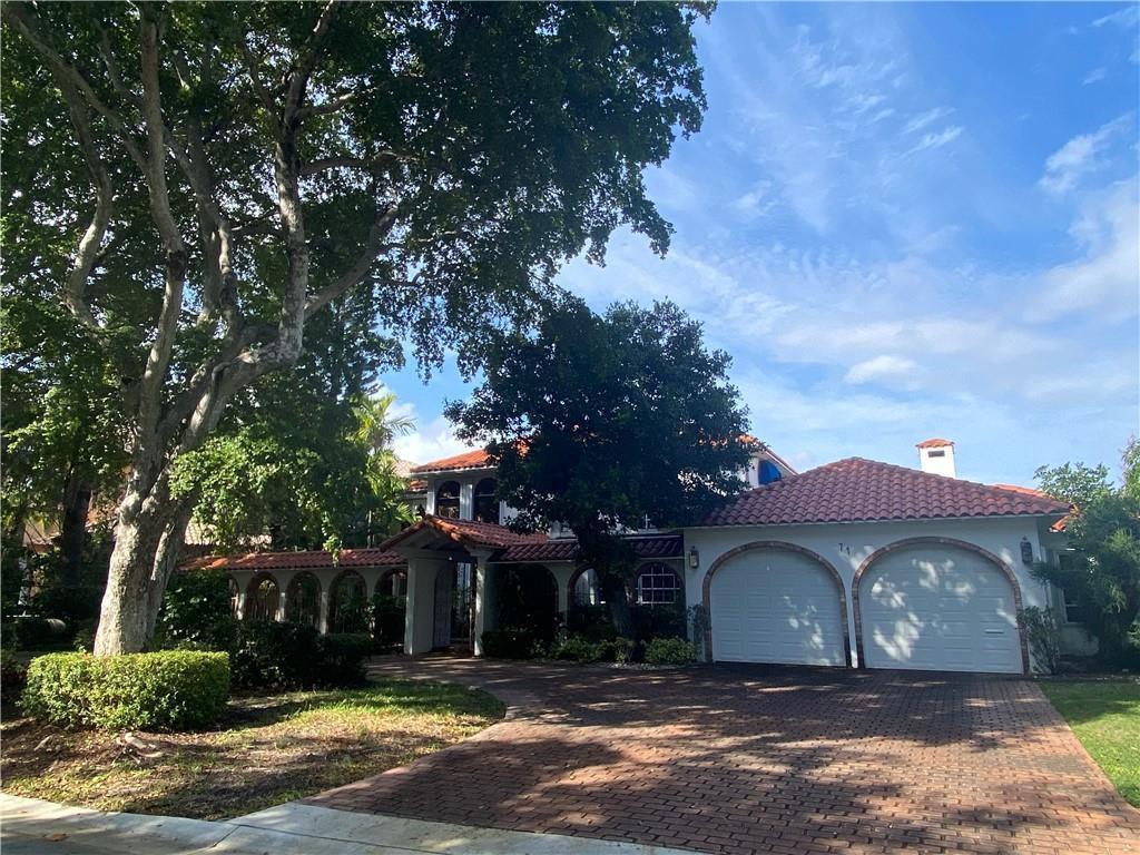 71 Bay Colony Drive, Fort Lauderdale FL 33308 photo 4