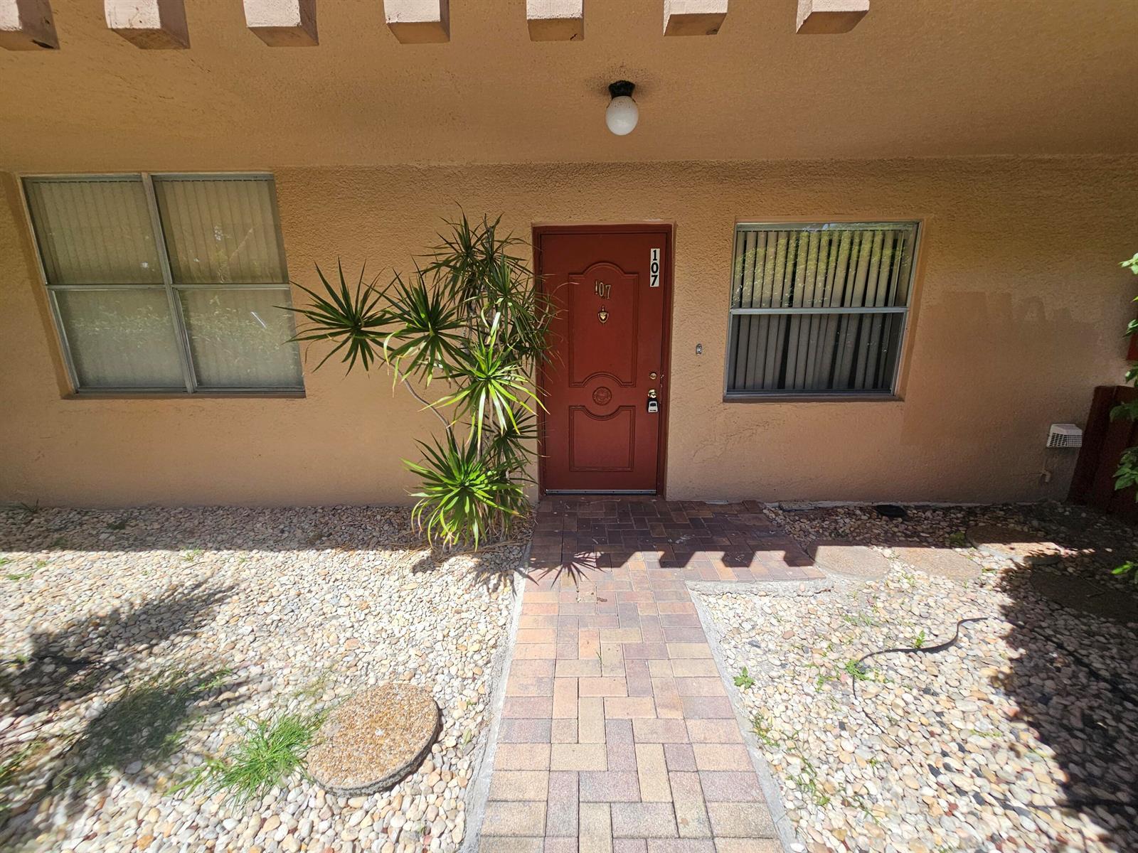 7431 NW 1st Street, Margate FL 33063 photo 2