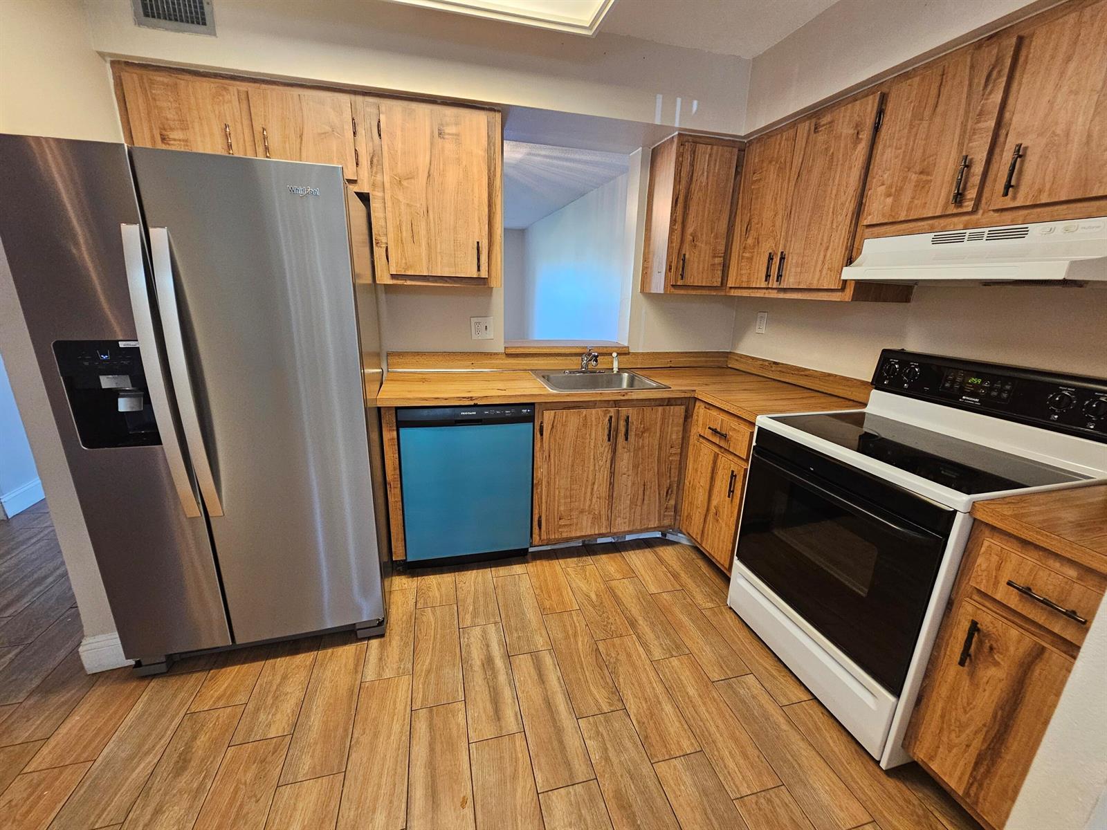 7431 NW 1st Street, Margate FL 33063 photo 4