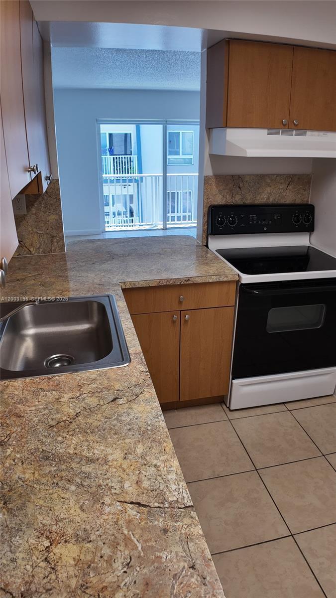 11120 SW 196th St # 302, Cutler Bay FL 33157