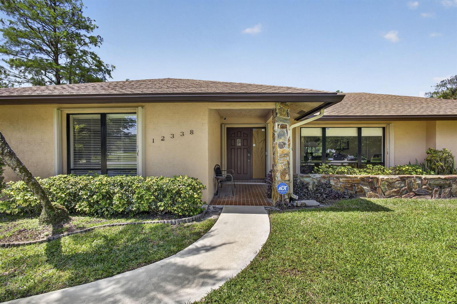12338 Old Country Road N, Wellington FL 33414 photo 2